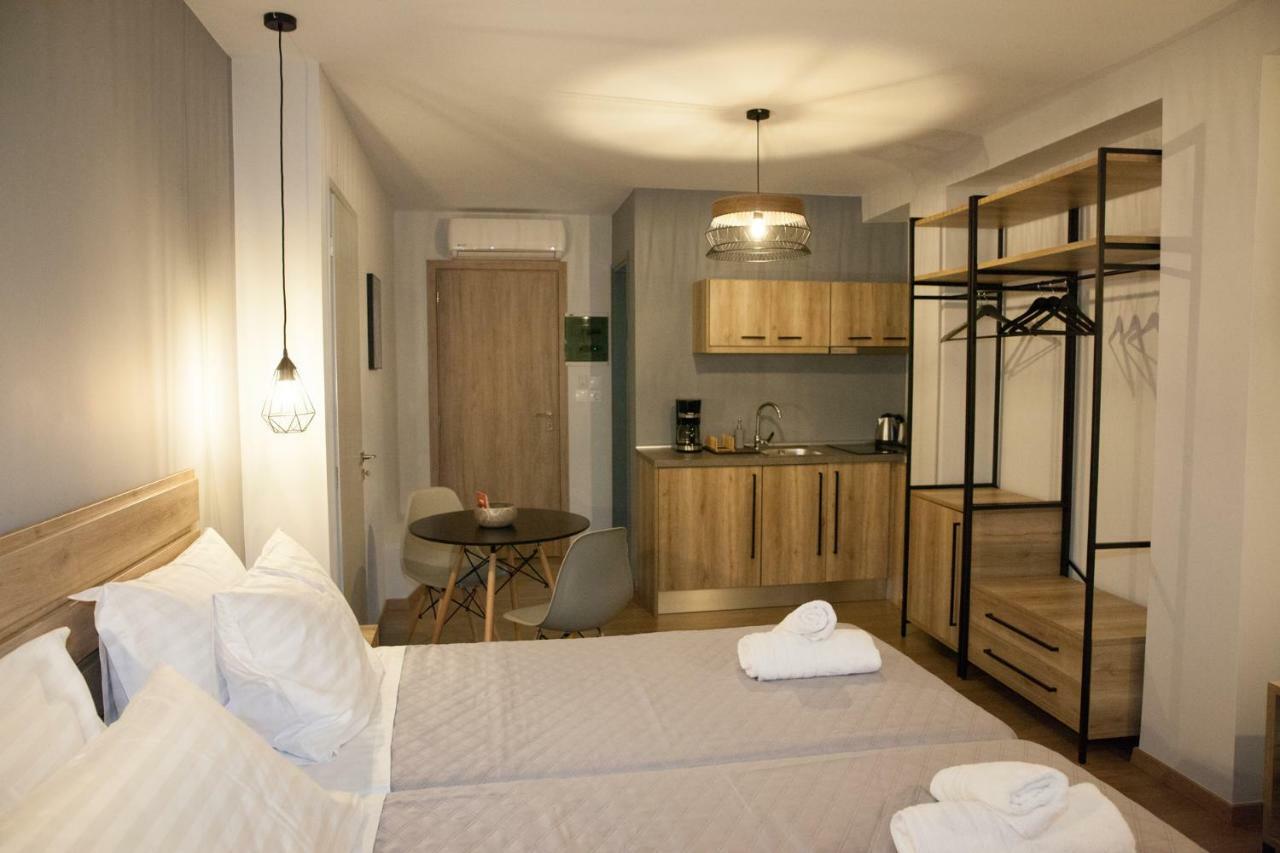 2The Point Athens Suites & Appartments In Plaka Exterior photo